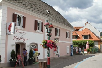 Confectionery Feichtinger_Outside View_Eastern Styria | © Konditorei Feichtinger Weiz